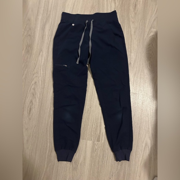 Figs Zamora Jogger Scrub Pants™ - Picture 2 of 3